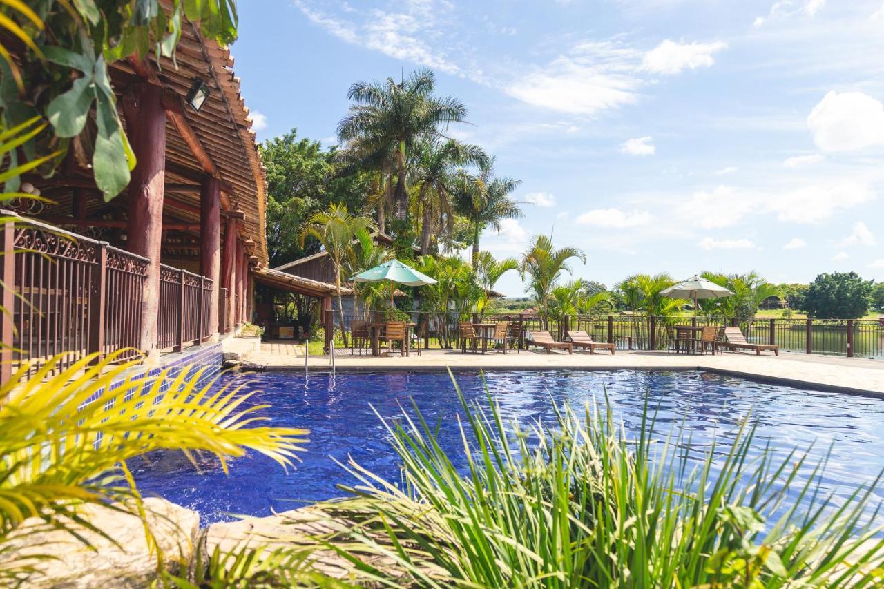 Hotel Fazenda Pacu Inhauma Exterior photo